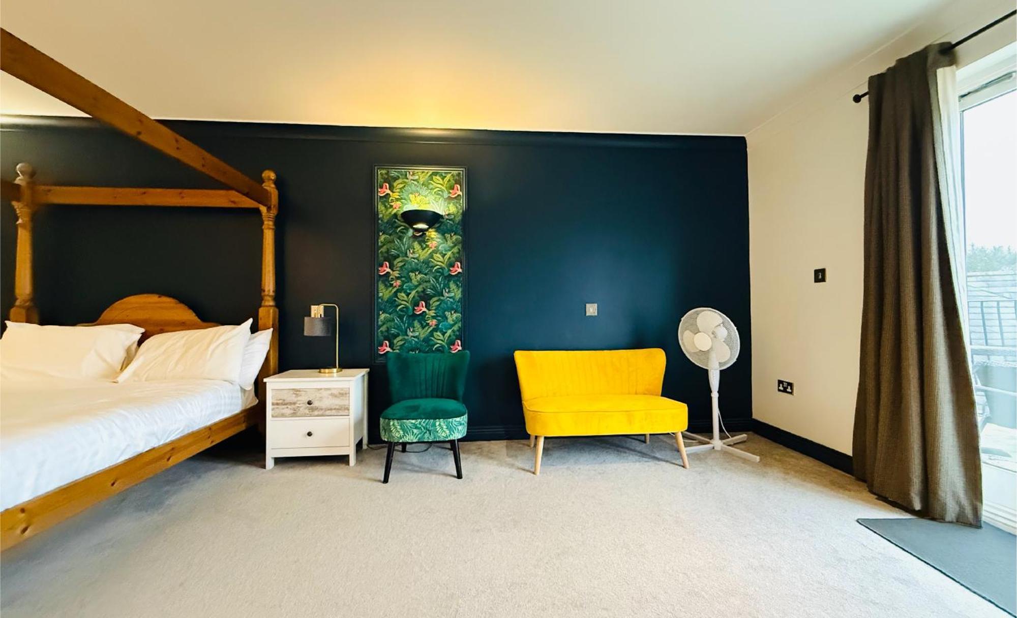 Junior Suite,1642900117:JPEG